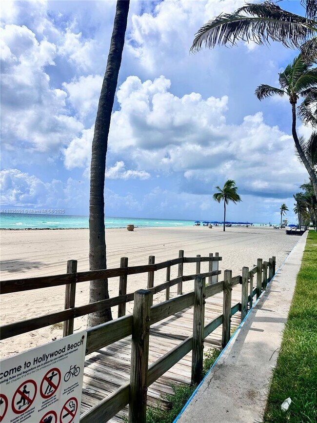 Building Photo - 2200 S Ocean Dr