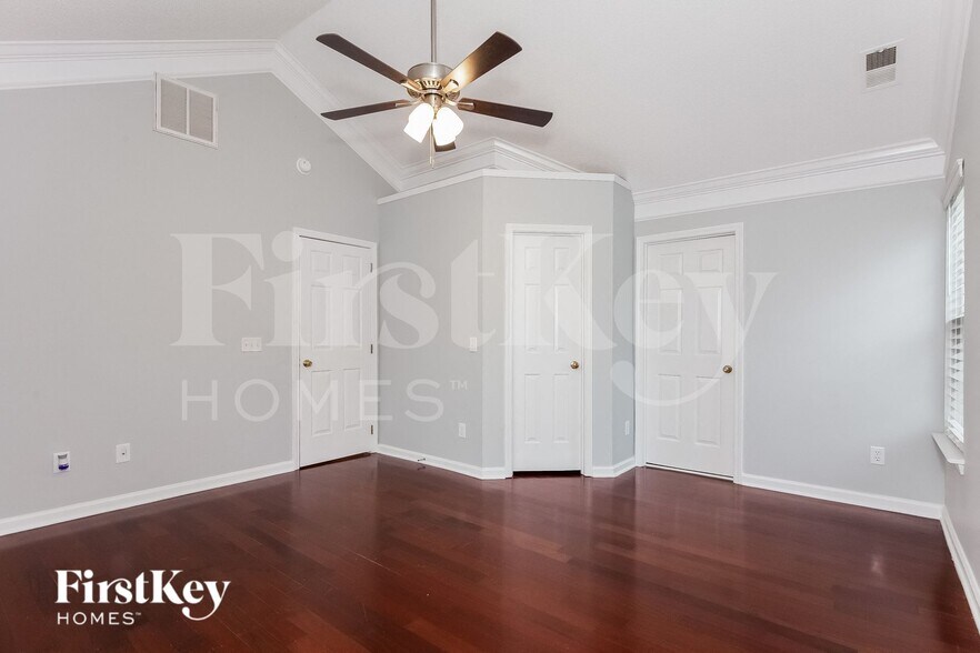 Building Photo - 7632 Lady Bank Dr