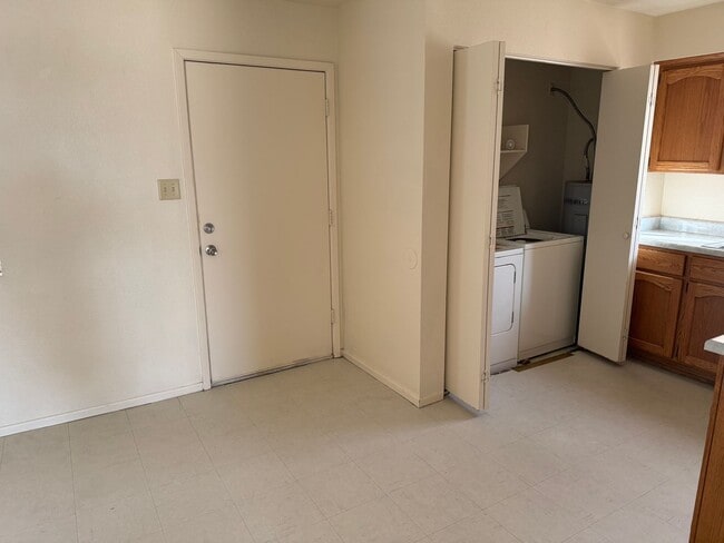 Building Photo - San Luis 3 Bedroom home with Fenced Lot