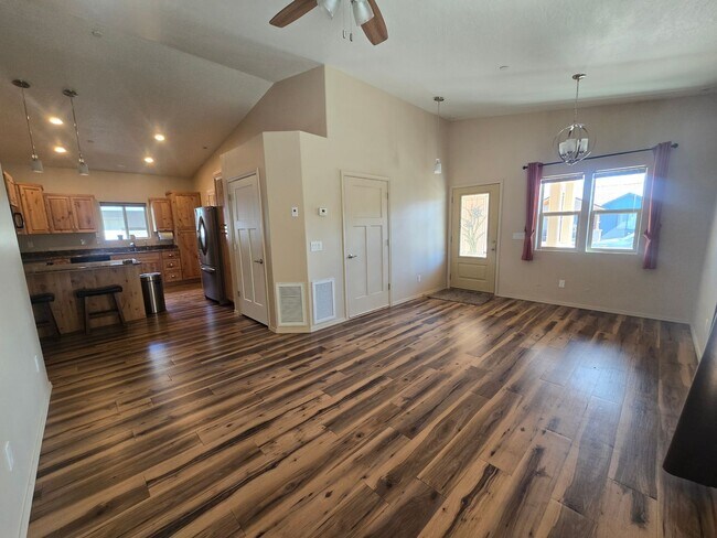 Building Photo - Unfurnished, 1-Year Long-Term Rental **$50...
