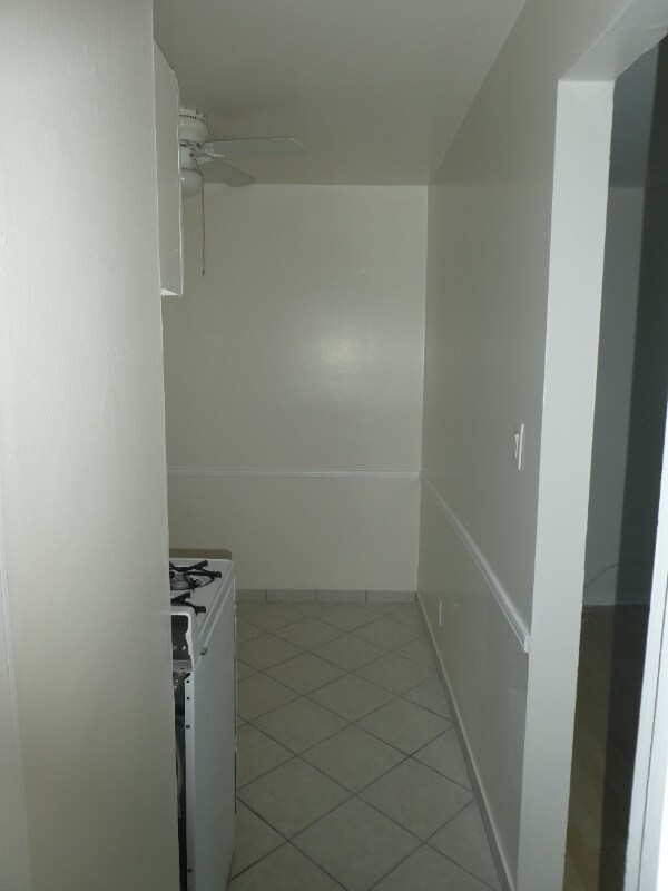 Building Photo - 6222 Hazeltine Ave