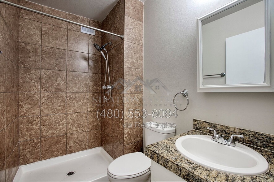 Building Photo - 1814 W Frier Dr