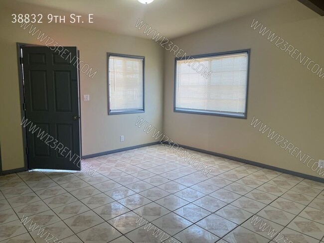 Building Photo - 38832 9th St E