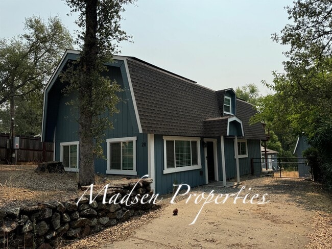 Primary Photo - 20 Fairhill Dr