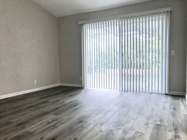 Building Photo - 28582 La Cumbre