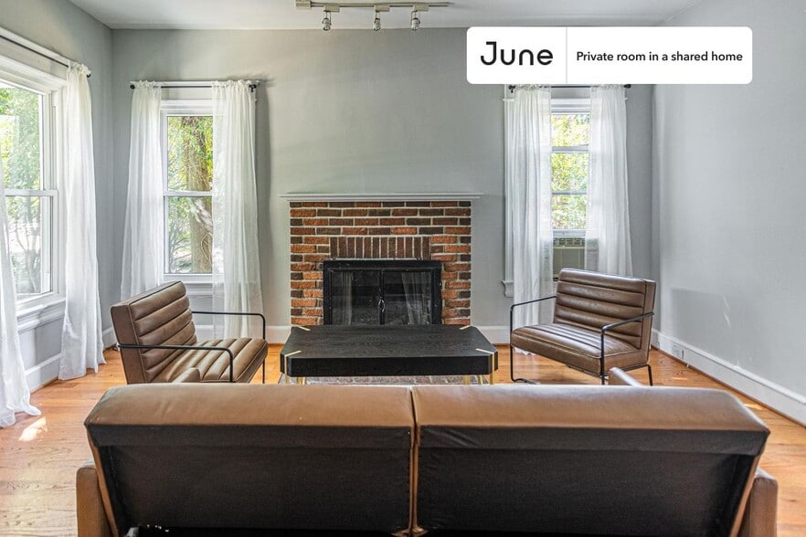 Building Photo - Room in Shared 6 bed/3 bath home in Brookland