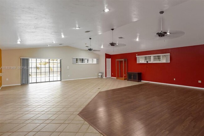 Building Photo - 11121 SW 203rd Terrace