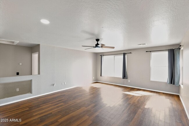 Building Photo - 12709 N El Frio St