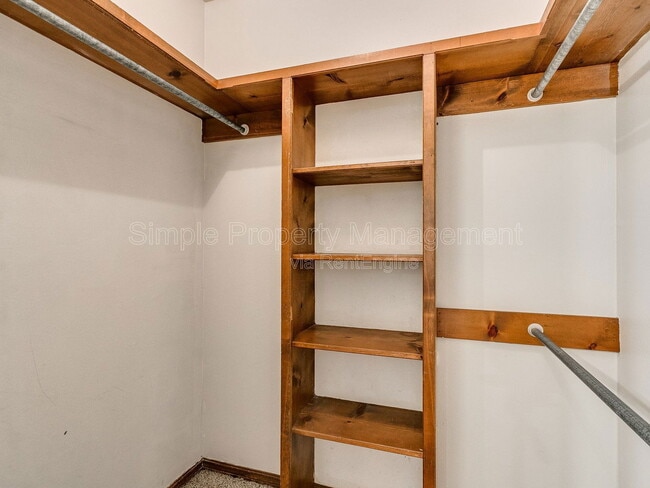 Building Photo - 1625 Homeland Ave