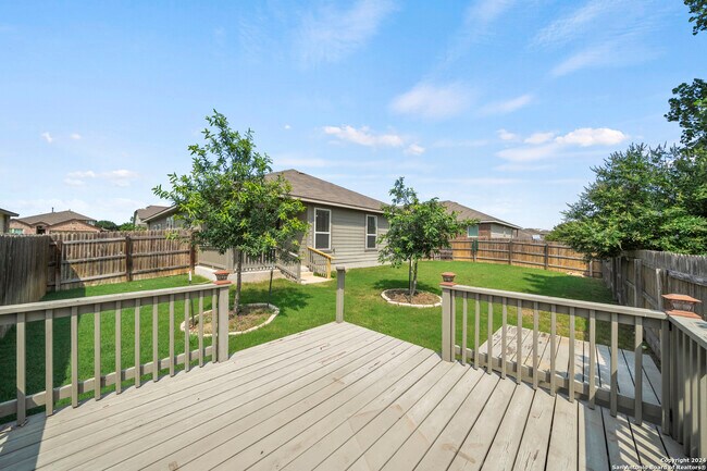 Building Photo - 307 Limestone Creek