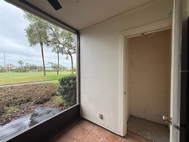 Building Photo - 6219 Palma Del Mar Blvd S