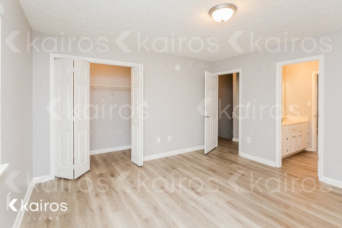 Building Photo - 155 Fawn Dr