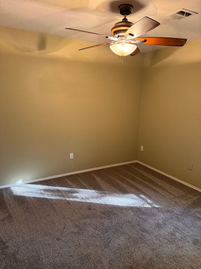 Building Photo - Cheshire Home for Rent!
