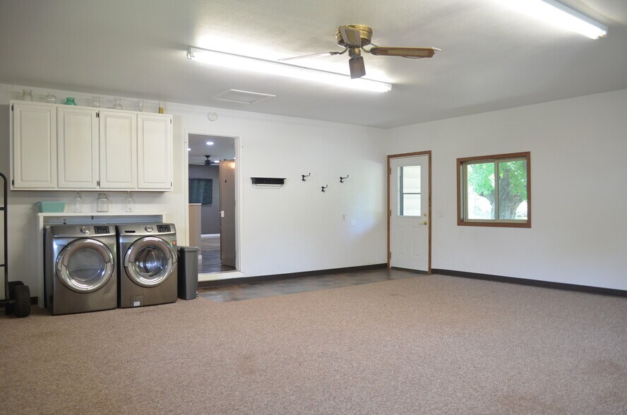 Building Photo - 1525 Indian Ave