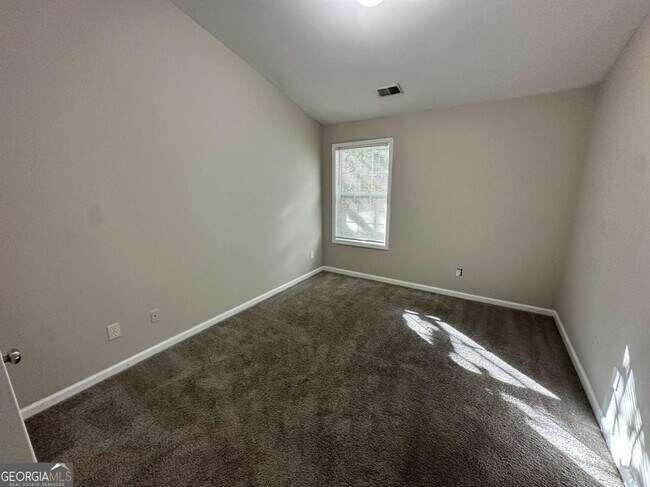 Building Photo - 4295 Youngstown Cir