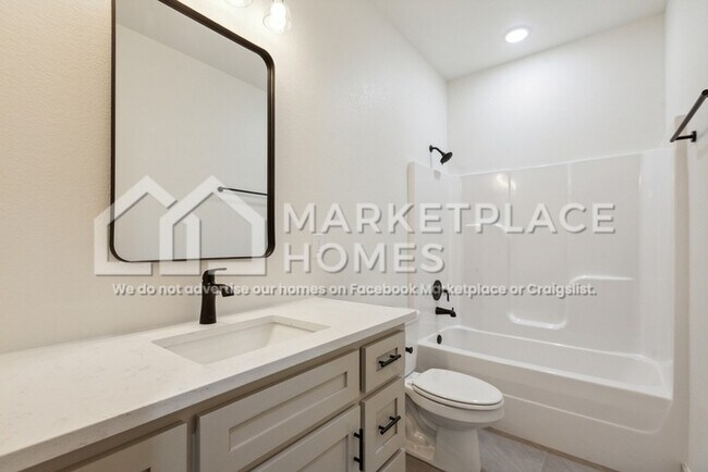 Building Photo - 1000 Clayton Rd