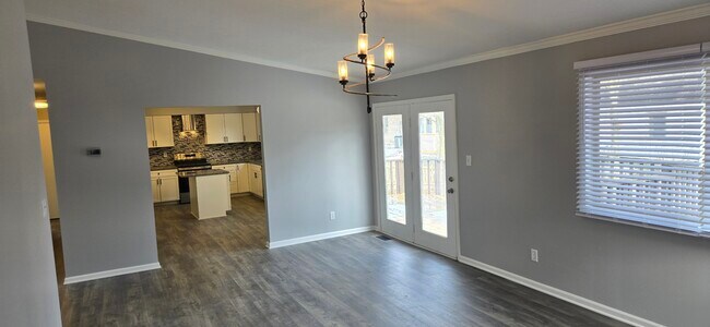 Building Photo - 80 Bridgeport Way