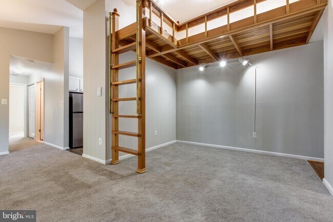 Building Photo - 206 Spring Maiden Ct