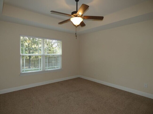 Building Photo - 5061 Carley Ct