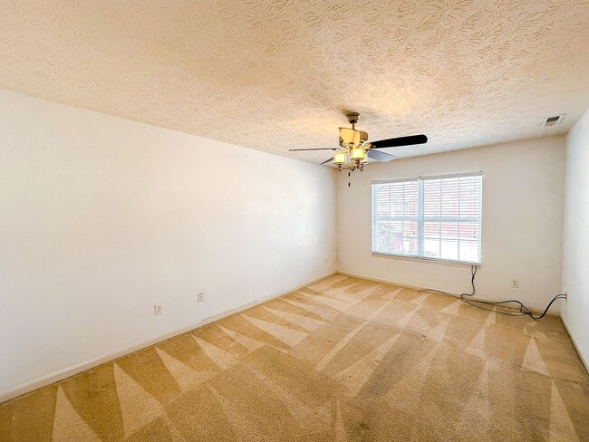 Building Photo - 4827 Flat Stone Pl