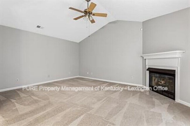 Building Photo - 872 Burkewood Dr