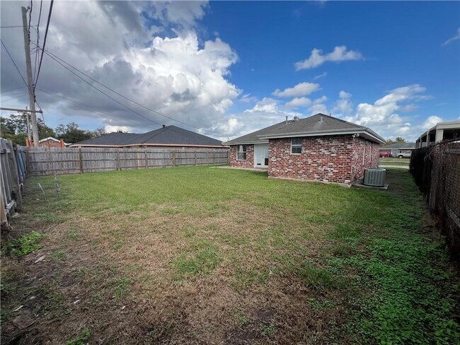 Building Photo - 5620 4th St