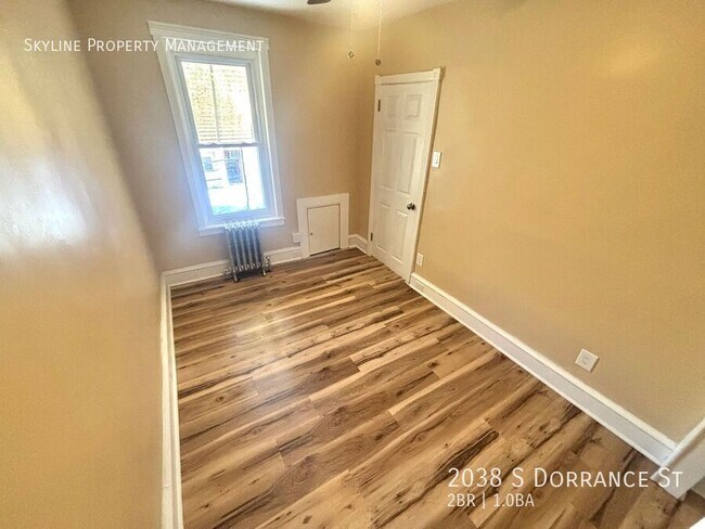 Building Photo - 2038 Dorrance St