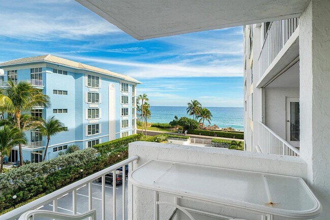 Building Photo - 800 SE 20th Ave