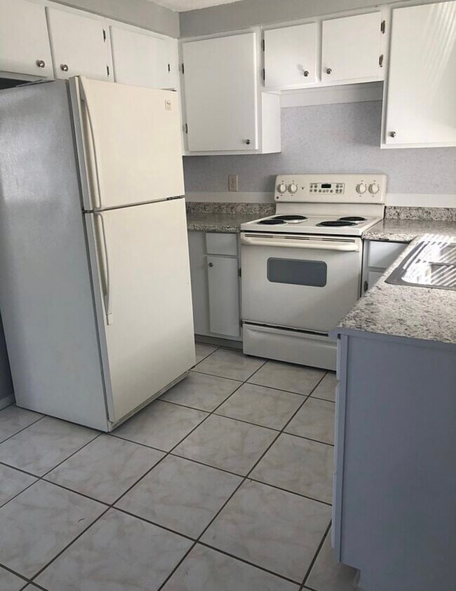 Primary Photo - 218 60th Avenue Dr W