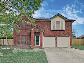 Building Photo - 1909 Fir Tree Dr