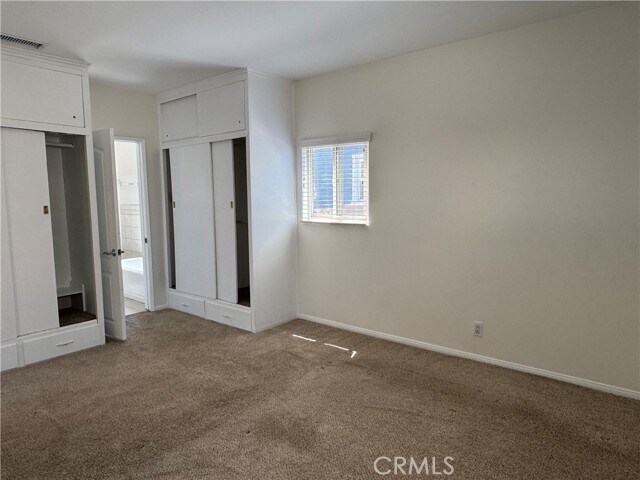 Building Photo - 1052 W 25th St