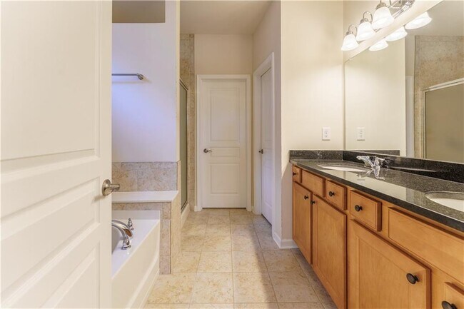 Building Photo - 3557 Ashby Pond Ln