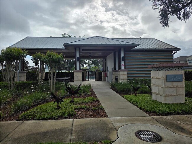 Building Photo - 2372 Shadowland Lp