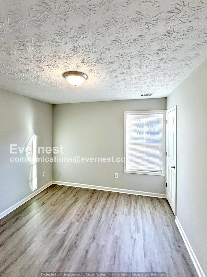 Building Photo - 254 Bridgeport Ln