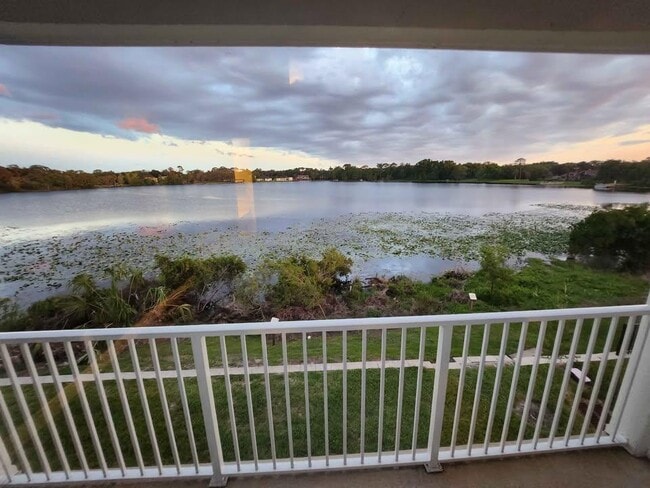 Building Photo - 913 Grand Wildmere Cove