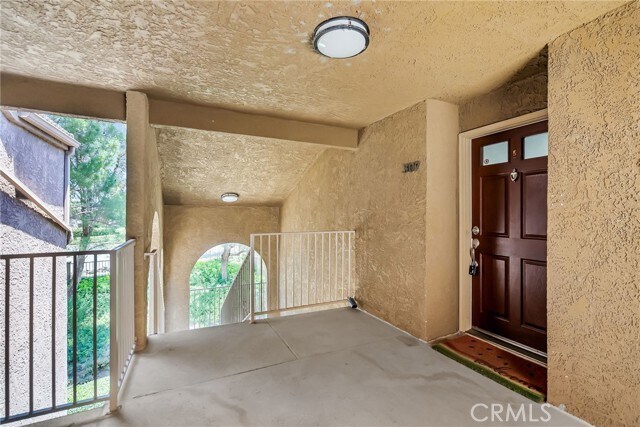 Building Photo - 2275 Del Mar Way