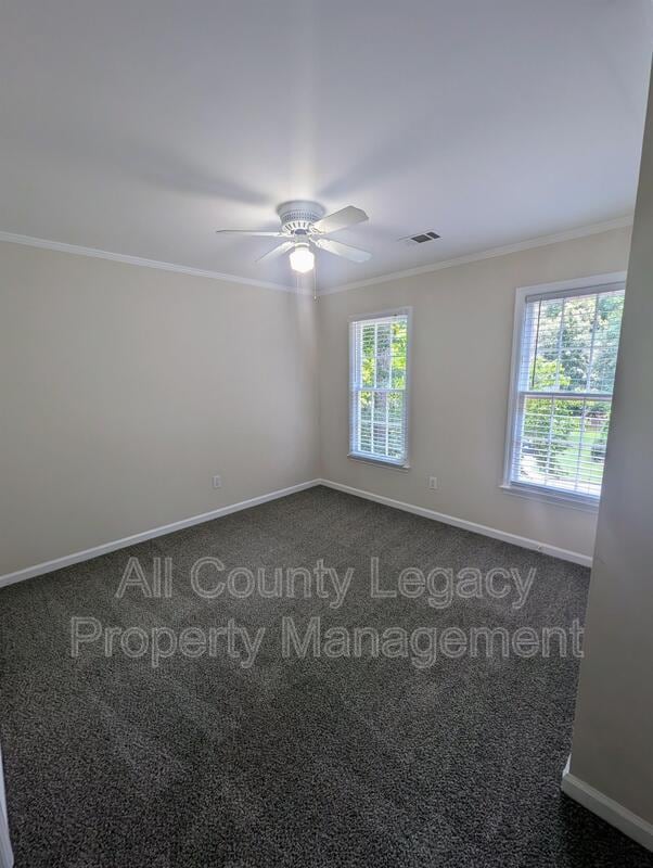 Building Photo - 4920 Agate Dr