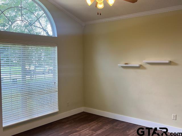 Building Photo - 1208 River Bend Dr