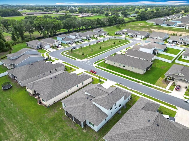Building Photo - 7067 SW 60th Ln