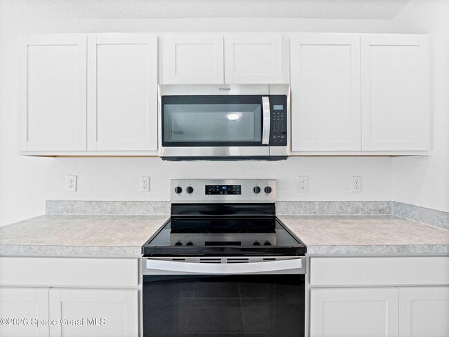 Building Photo - 518 Gantry St SW