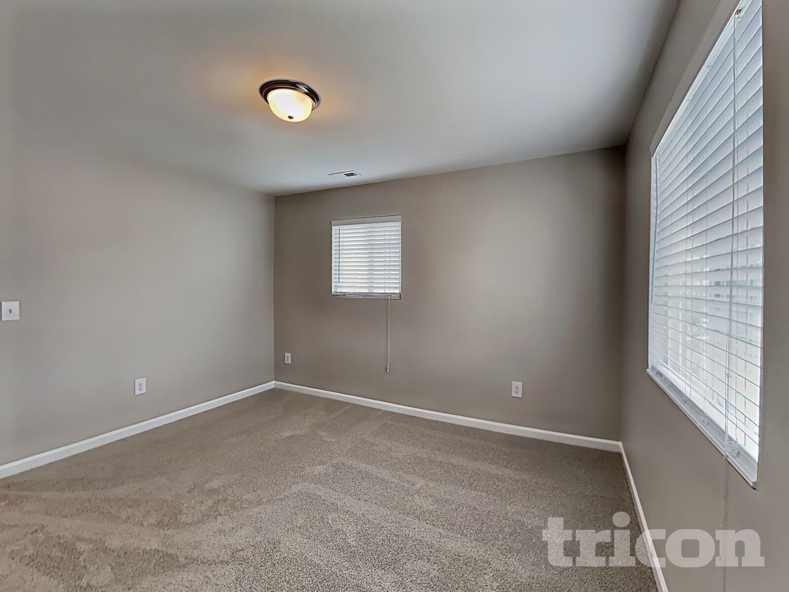 Building Photo - 4065 Banbridge Dr