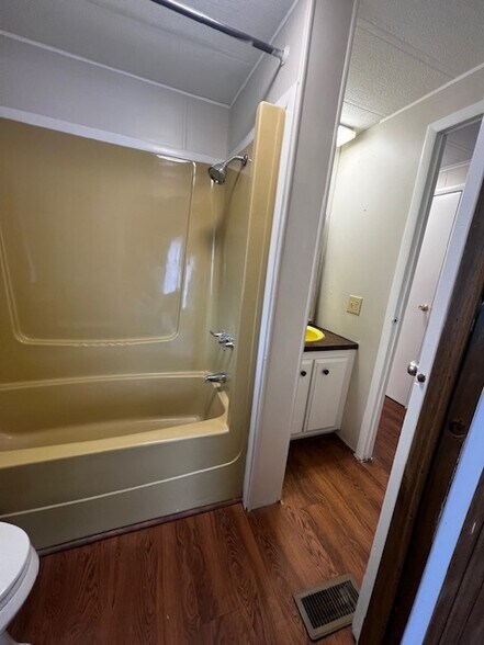 Building Photo - 7830 Whites Creek Pike