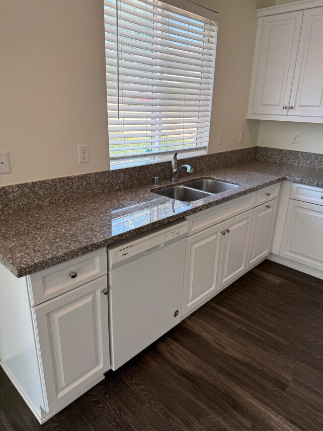 Building Photo - This beautiful home is on corner lot and with energy efficient features including solar.  New flo...