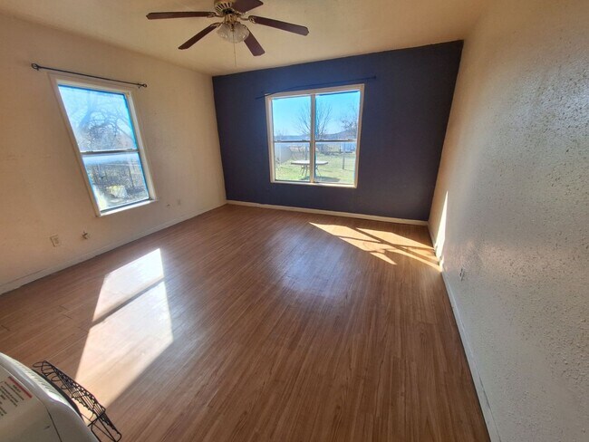 Building Photo - Cute home in Baird