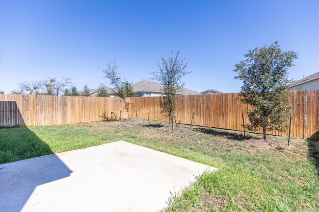 Building Photo - 5823 Hematite Rim