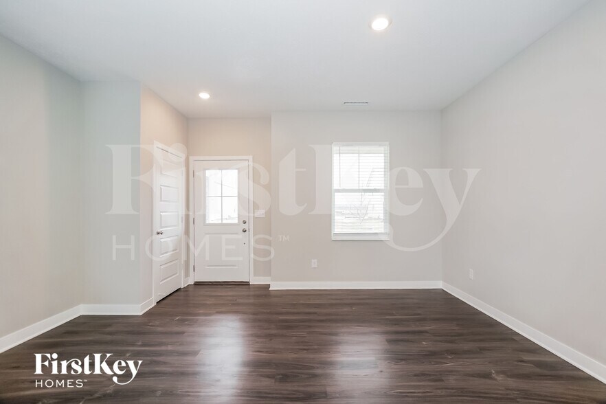 Building Photo - 2273 S Bingham Pl