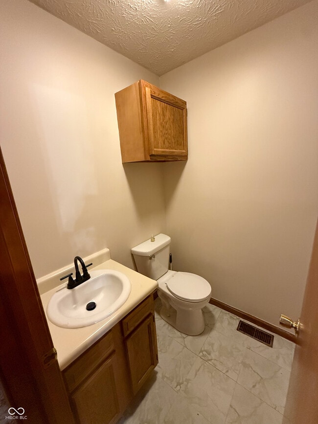 Building Photo - 508 Illinois St