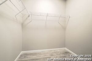 Building Photo - 908 Plum St