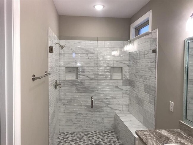 Building Photo - 7414 Appling Rain Dr