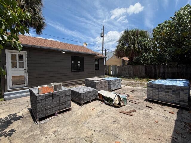 Building Photo - 521 48th St